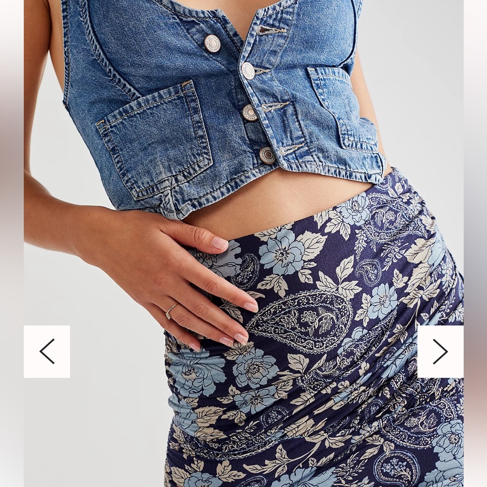 Free People Skirt NWT Size Large Will include Free People Bag with purchase